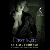Boekomslag met een man in een leren jack, "Destined" P.C. Cast + Kristin Cast.