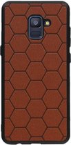 Wicked Narwal | Hexagon Hard Case voor Samsung Samsung Galaxy A8 Plus 2018 Bruin