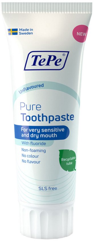 Witte tube TePe Pure Tandpasta Unflavoured met blauwe en lichtblauwe opdruk. "Made in Sweden" label bovenaan.