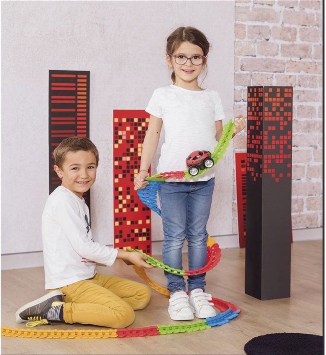 FleXtreme - Discovery set - Racebaan - 184 track - flexibel circuit - 4.4 meter - vanaf 4 jaar — afbeelding 4