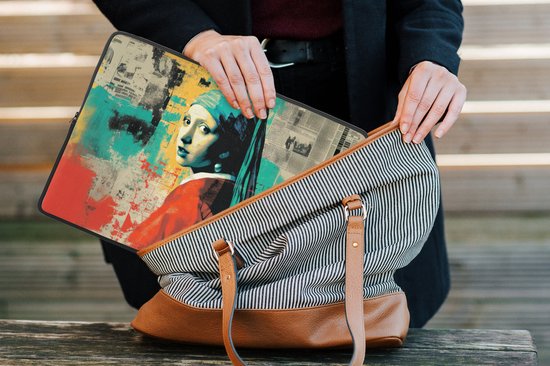 Laptophoes 13 inch - Klassiek - Pareloorbel - Streetartstijl - Kleurrijk - Laptop sleeve - Binnenmaat 32x22,5 cm - Zwarte achterkant