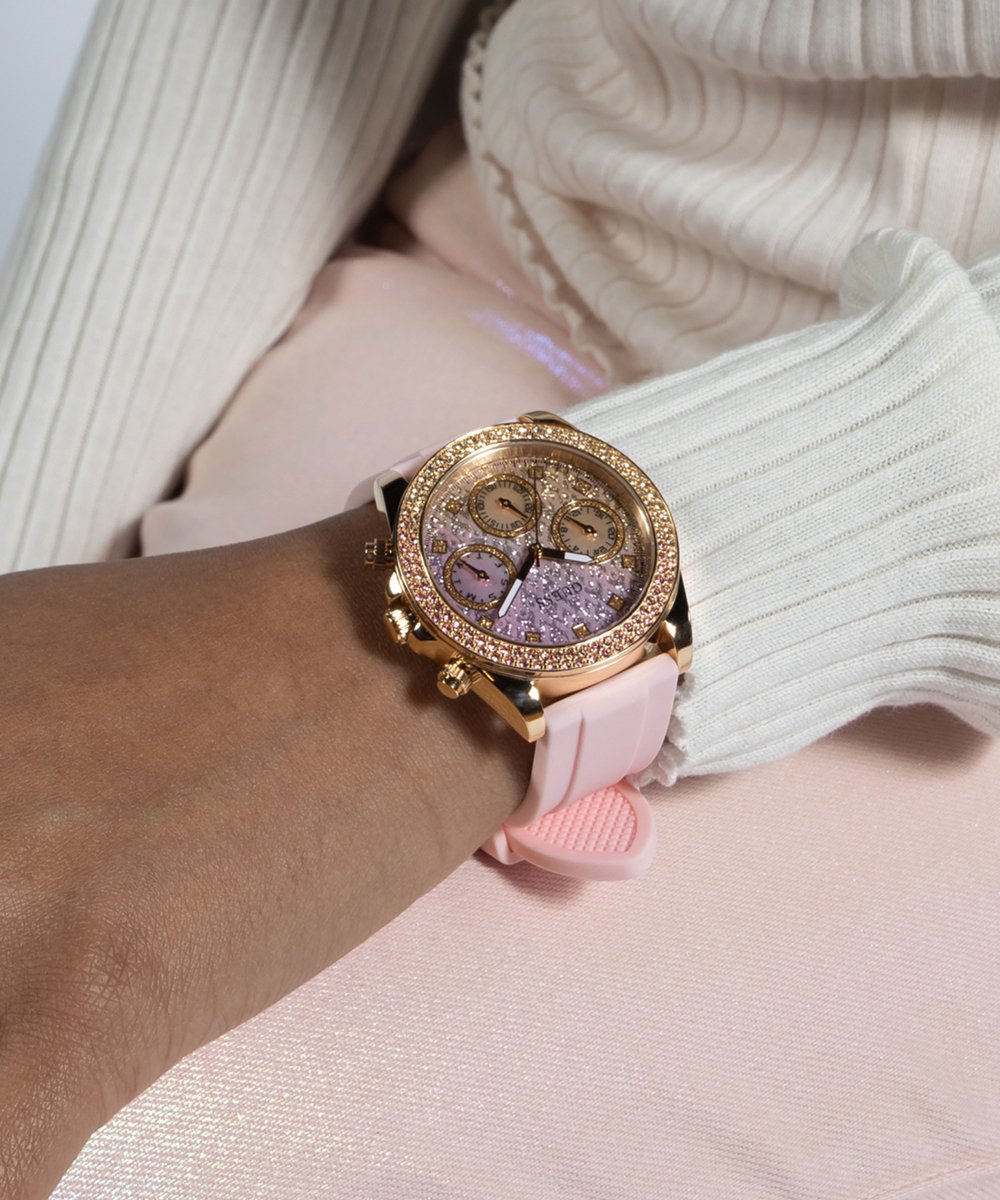 Guess Gd Sprankelend Roze Kwarts Analoog Horloge Roze Behuizing: 100% Roestvrij Staal, Armband: 100% Siliconen 38 GW0032L4