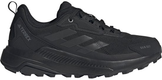 Zwarte Adidas Terrex sneaker met veters, Rain.rdy logo en rubberen zool.