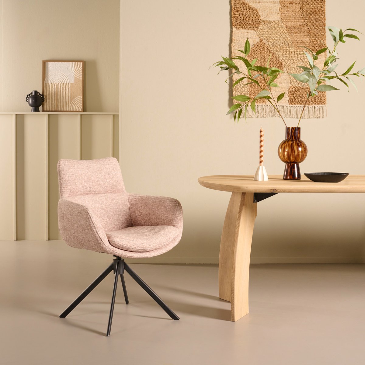 Woonexpress Draaibare Eetkamerstoel Oland - Textiel / Metaal - Beige / Zwart - 62x88x64 cm (BxHxD) - 360° - ARS Beige/Creme