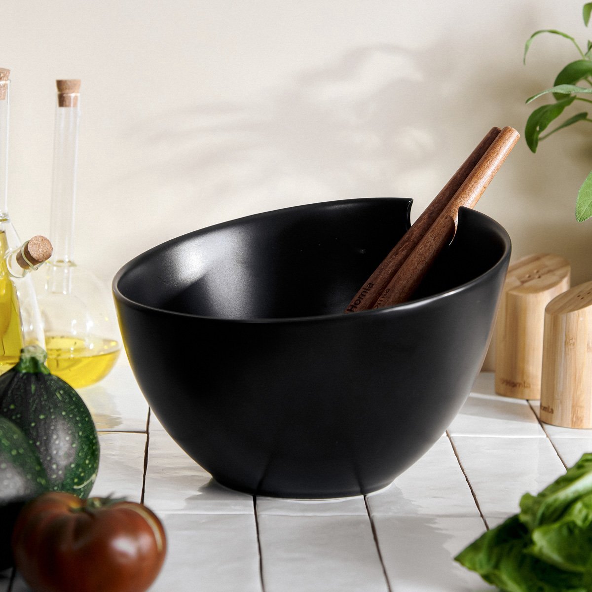 HOMLA - Saladekom MOOKA - 24 cm - Zwart