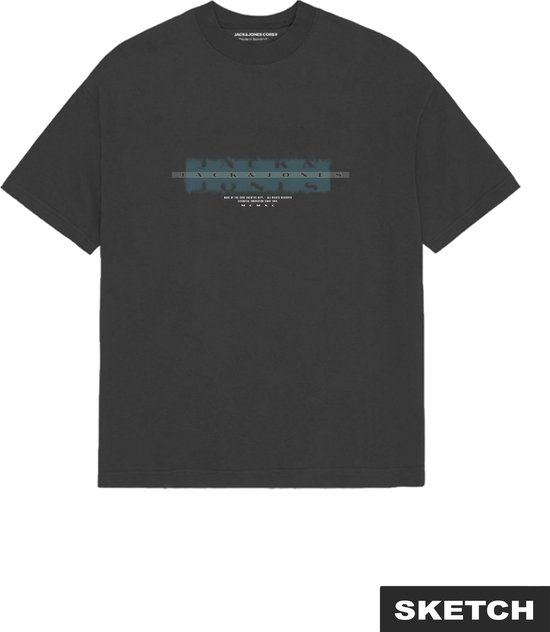 Donkergrijs T-shirt met op de borst een grafische print met de tekst 'JACK&JONES'.