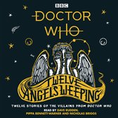 Doctor Who: Twelve Angels Weeping. Een weergave van een wezende met vleugels, de titel in gele letters.