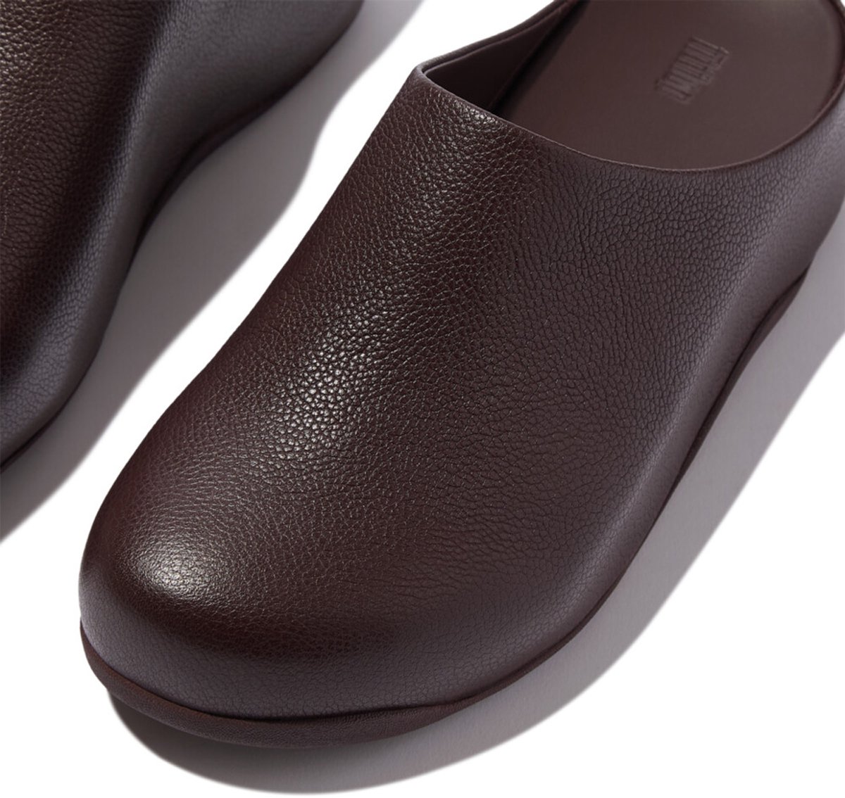 FitFlop FitFlop Shuv Tumbled-Leather Clogs - Maat 40