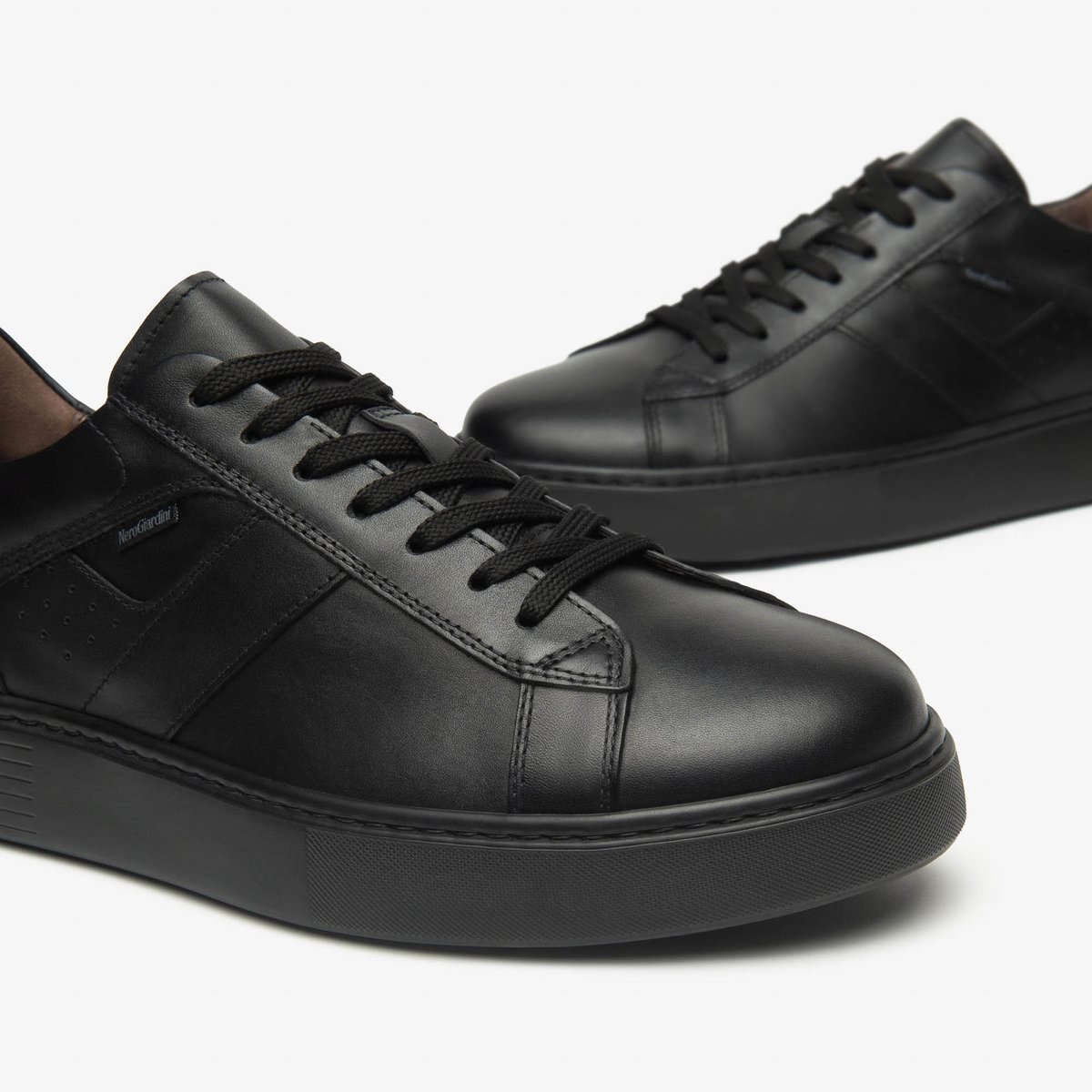 Sneaker Nerogiardini Guanto Nero Eva Vibo Versus - Fashion Wear - Volwassen