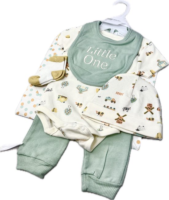 Coffret cadeau Bébé 6 pièces – Cadeau maternité nouveau-né – Barboteuse, leggings, bavoir, bonnet et Chaussettes avec sac cadeau – Taille 50/56
