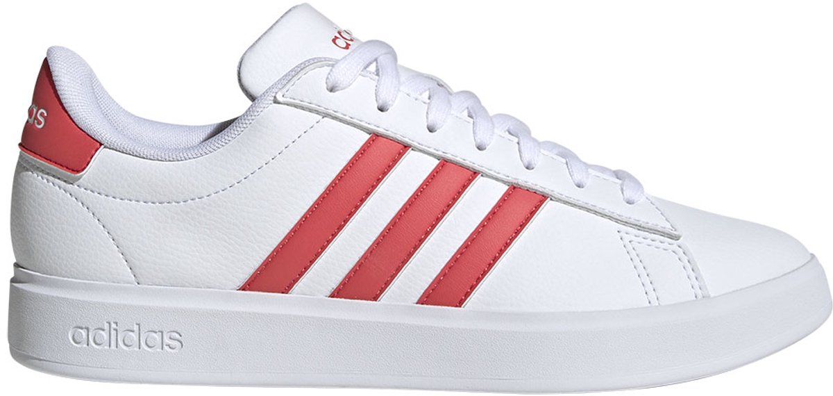 Cloud White / Semi Lucid Red / Cloud White
