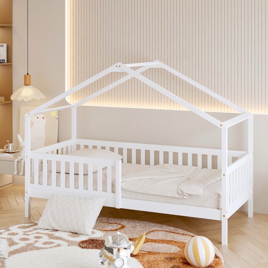 Sunny Kae Lit cabane – Avec barrière de sécurité – 207 x 96 x 156,5 cm – Lit pour enfants filles et garçons – Bois FSC 100% – Taille matelas 90 x 200 – Avec sommier à lattes – Matelas non inclus – Blanc