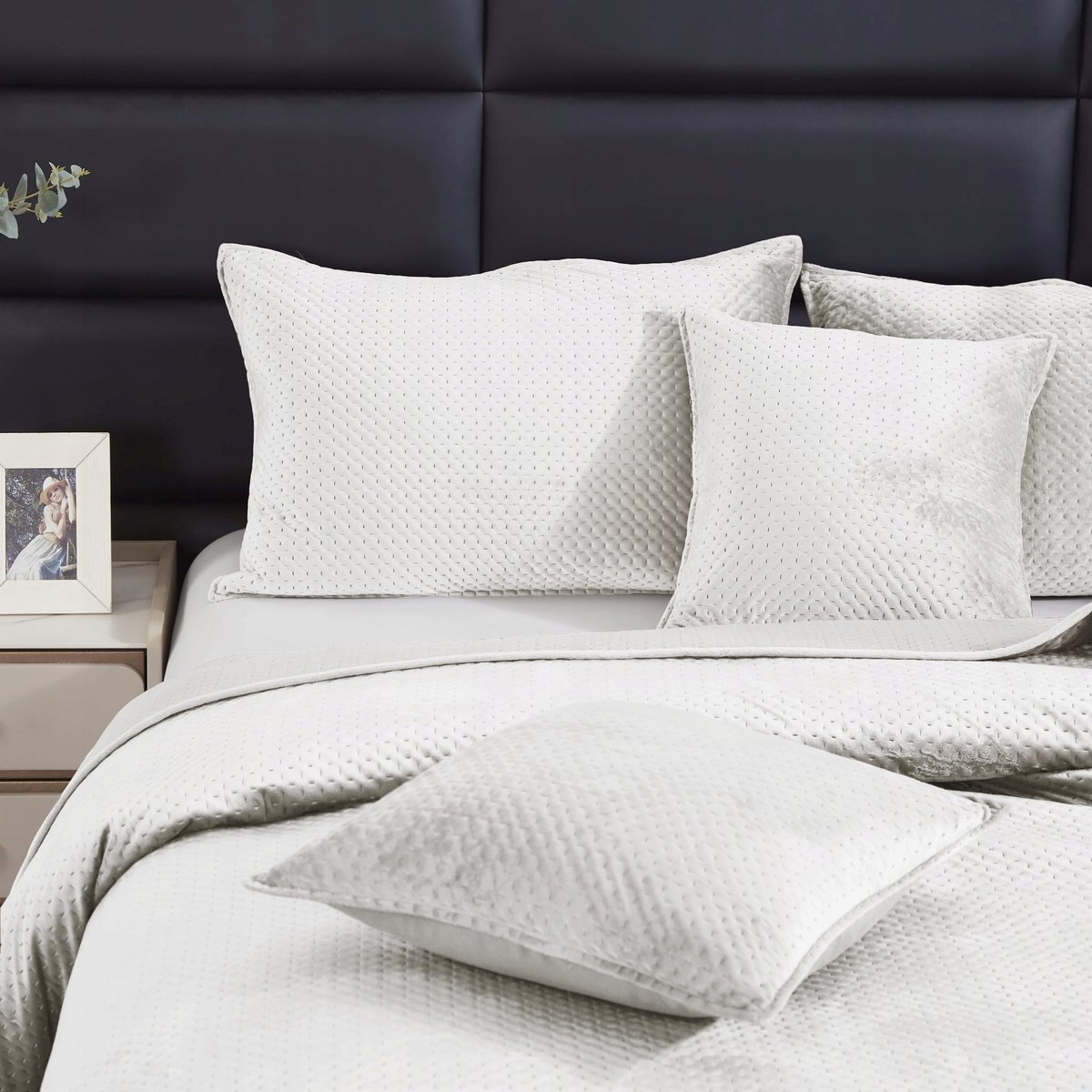 Maya Pluche Dekbedovertrek 200x220 cm - Elegante Gekreukelde Sprei