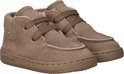 Lichtbruine suède Shoesme sneakers met veters en bruine zool. De voering is van teddy.