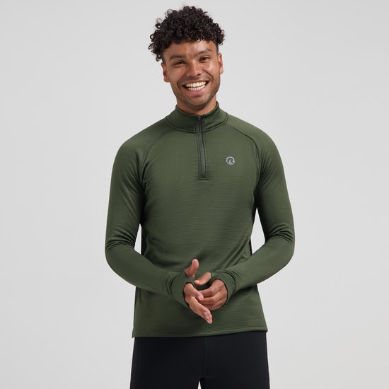 Man met groene trui, lachend, met rits tot de kin en duimgaten.