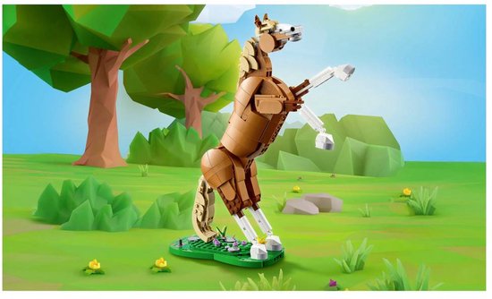 LEGO Creator 3-en-1 Magnifique cheval, ensemble de construction animalière - 31166