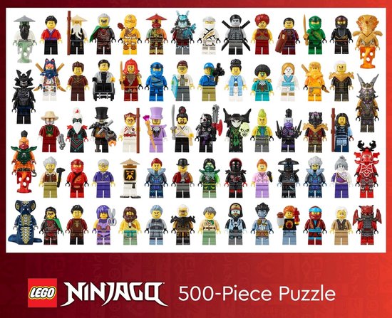 50 ninjago-figuren van LEGO, van zwart, wit, rood, blauw tot geel, met verschillende accessoires en wapens.