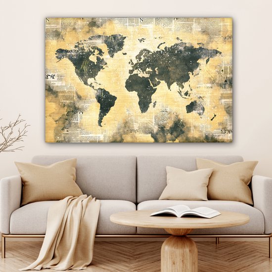 Wereldkaart avec peinture gris foncé et orange sur fond de papier journal 140x90 cm