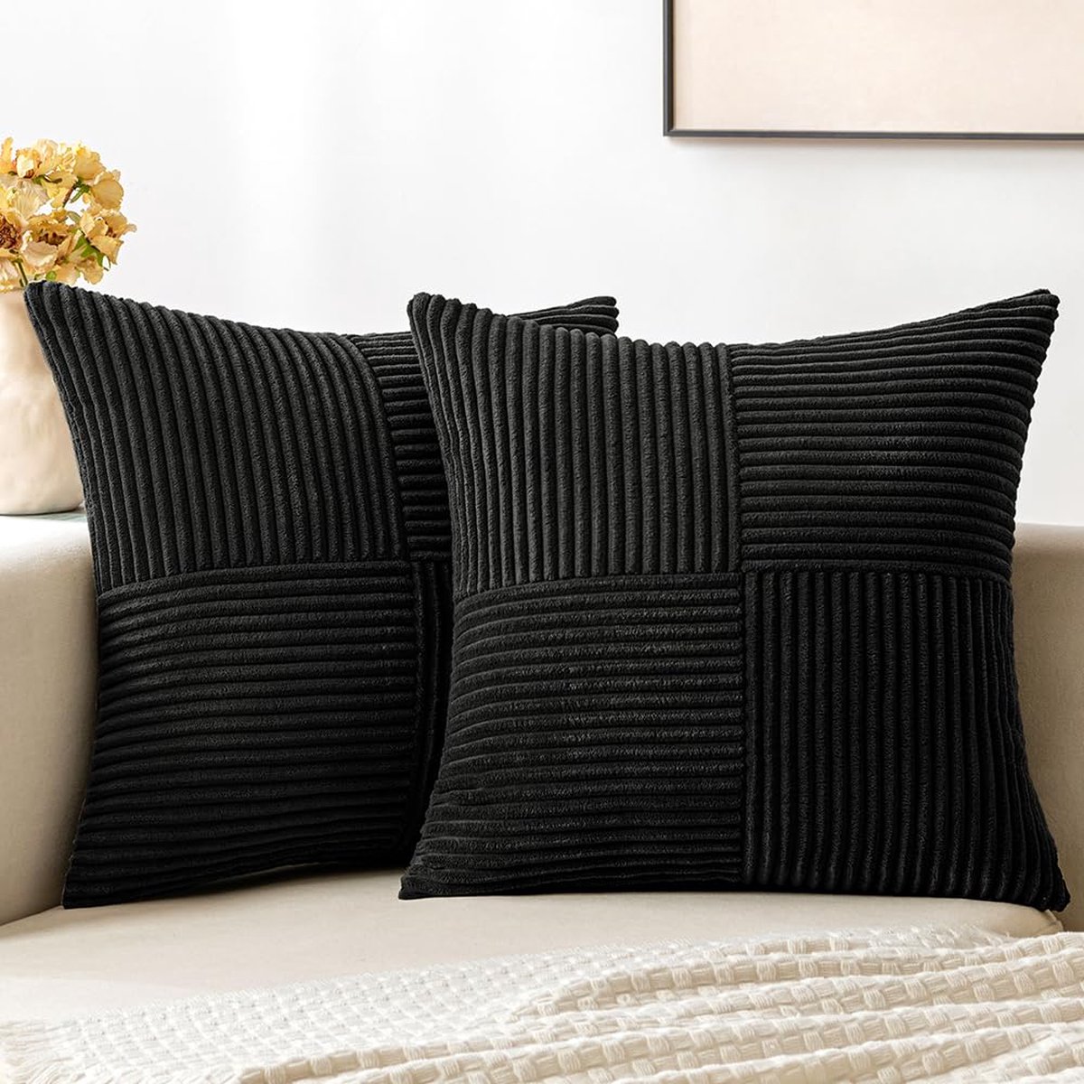 La'Moussawi ® Set van Twee Luxe Kussenhoezen van Zacht Corduroy met Verborgen Ritssluiting in Stijlvol Zwart