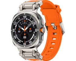 Strap-it 'Explorer' TPU bandje - geschikt voor Samsung Galaxy Watch Ultra / Ultra 2025 (oranje met titanium connectors)