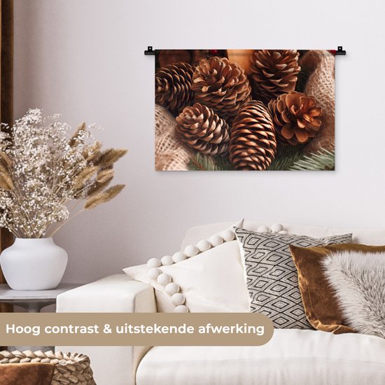 Wandkleed 60x40 cm - Wanddoek Dennenappels - Boom - Winter - Natuur - Bruin - Wandtapijt - Wandkleden