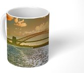 Mok - Silhouet van de Sydney Harbour Bridge in Australië - 350 ML - Beker