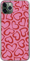 Geschikt voor iPhone 11 Pro Max hoesje - Een illustratie van behang met rode hartjes - Siliconen Telefoonhoesje