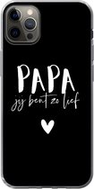 Geschikt voor iPhone 13 Pro Max hoesje - Spreuken - Papa jij bent zo lief - Papa - Quotes - Siliconen Telefoonhoesje