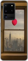 Geschikt voor Samsung Galaxy S20 Ultra hoesje - Rode ballon vliegt langs raam in New York - Siliconen Telefoonhoesje