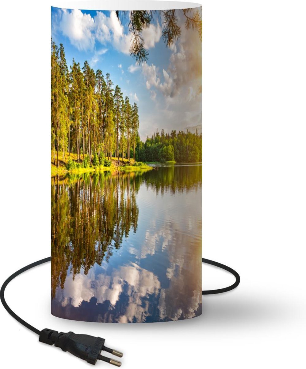 Lamp - Nachtlampje - Tafellamp slaapkamer - Zon - Water - Bomen - 33 cm hoog - Ø15.9 cm - Inclusief LED lamp