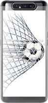 Geschikt voor Samsung Galaxy A80 hoesje - Een illustratie van een voetbal die het doel in gaat - Jongetjes - Meisjes - Kids - Siliconen Telefoonhoesje
