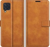 Samsung Galaxy M32 Hoesje - Mobigear - Wallet Serie - Kunstlederen Bookcase - Cognac - Hoesje Geschikt Voor Samsung Galaxy M32