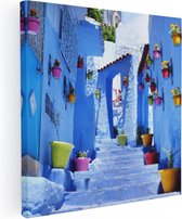 Artaza Canvas Schilderij Blauwe Huizen met Bloempotten in Chefchaouen, Marokko - 60x60 - Foto Op Canvas - Canvas Print