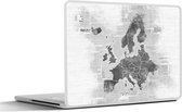 Laptop sticker - 10.1 inch - Europakaart op krantenpapier - zwart wit - 25x18cm - Laptopstickers - Laptop skin - Cover