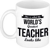 This is what the worlds greatest teacher looks like cadeau koffiemok / theebeker 300 ml - verjaardag / cadeau - cadeaumok juf / meester