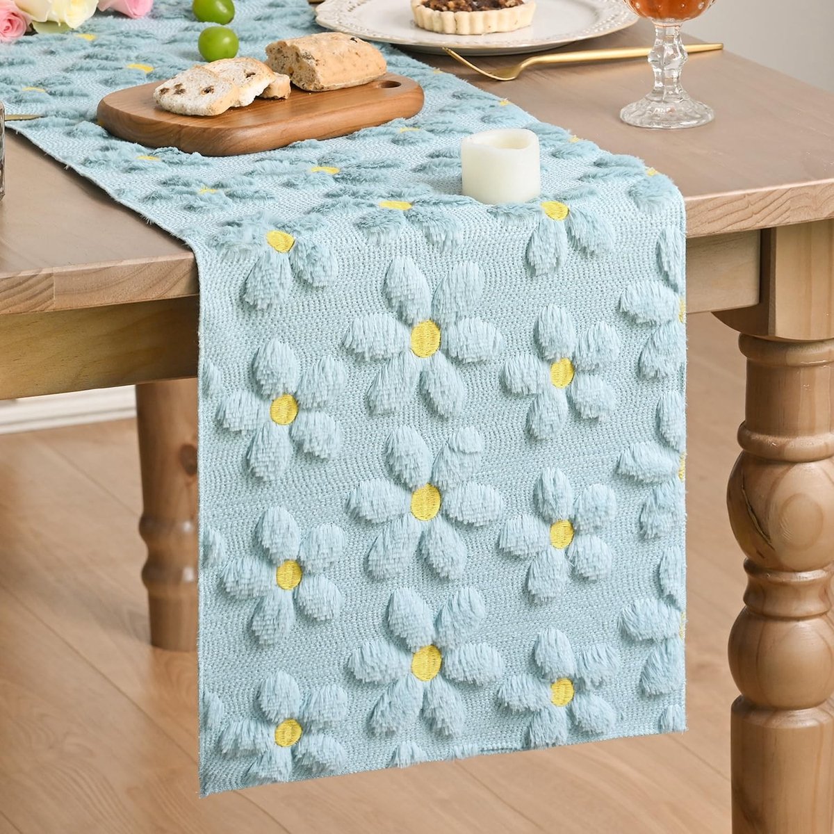 Dailygoods - Zachte Pluche Tafelloper met Blauwe Madeliefjes 33 x 183 cm