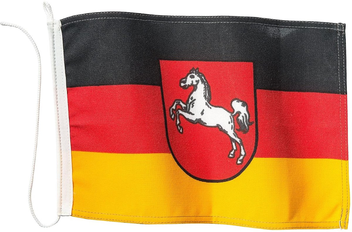 New Marine Lower Saxony ship flag 20 x 30 cm. - ShopVlot