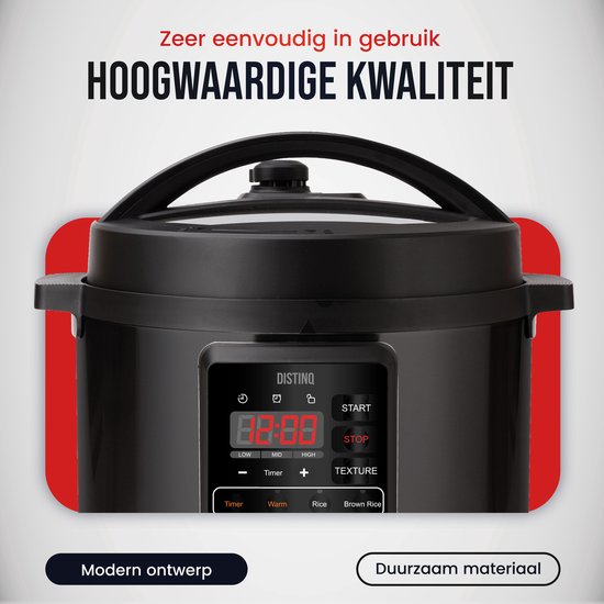 Zwarte DistinQ multicooker met digitaal display en bedieningsknoppen. Zijkant met warmtebestendige handgrepen.