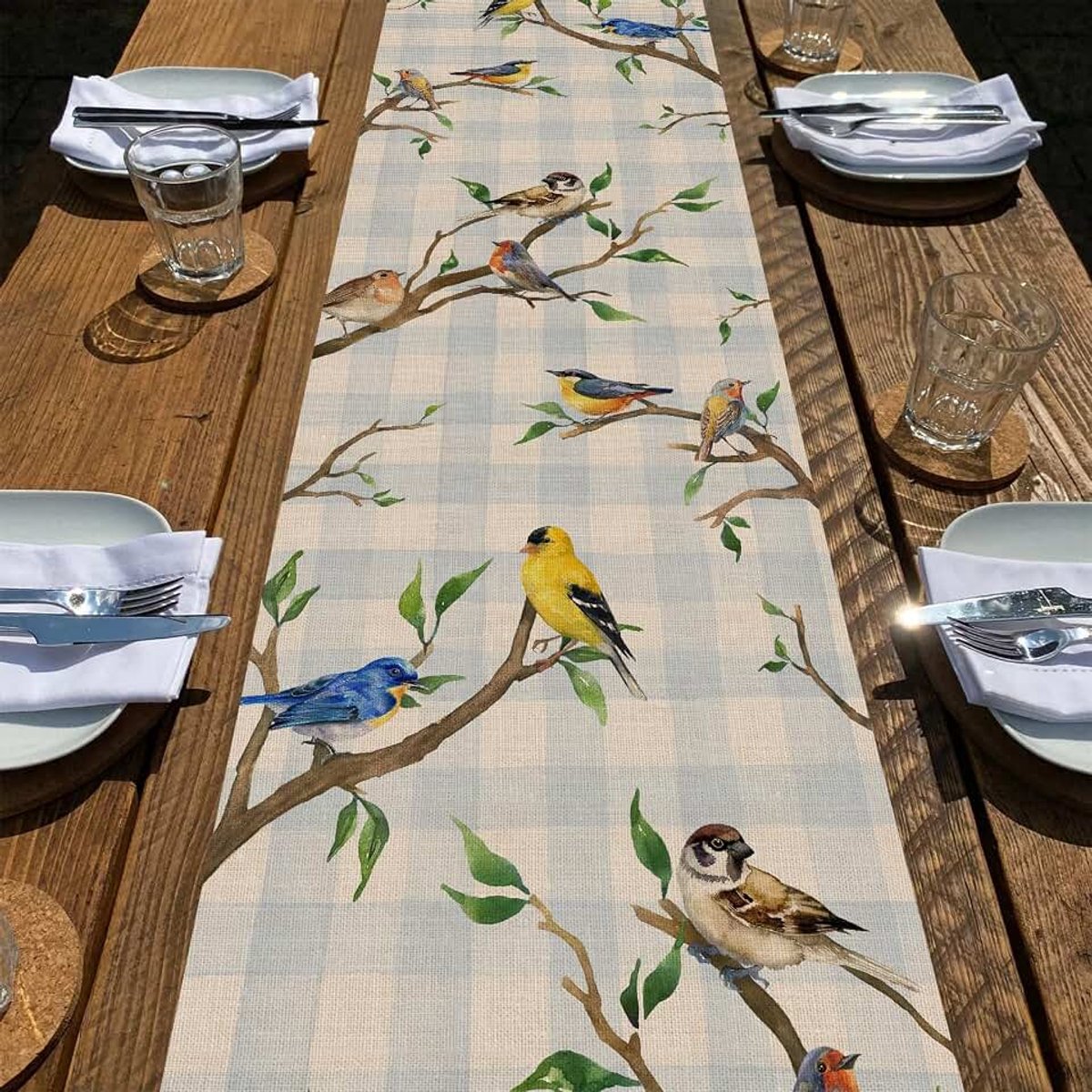 Lente Vogels Boomtakken Tafelloper, Buffalo Plaid Check Bluebird Robin Goudvink Chickadee Thuis Keuken Eetkamer Decor, Zomer Seizoensgebonden Boerderij Decoratie Indoor Outdoor Party Supply