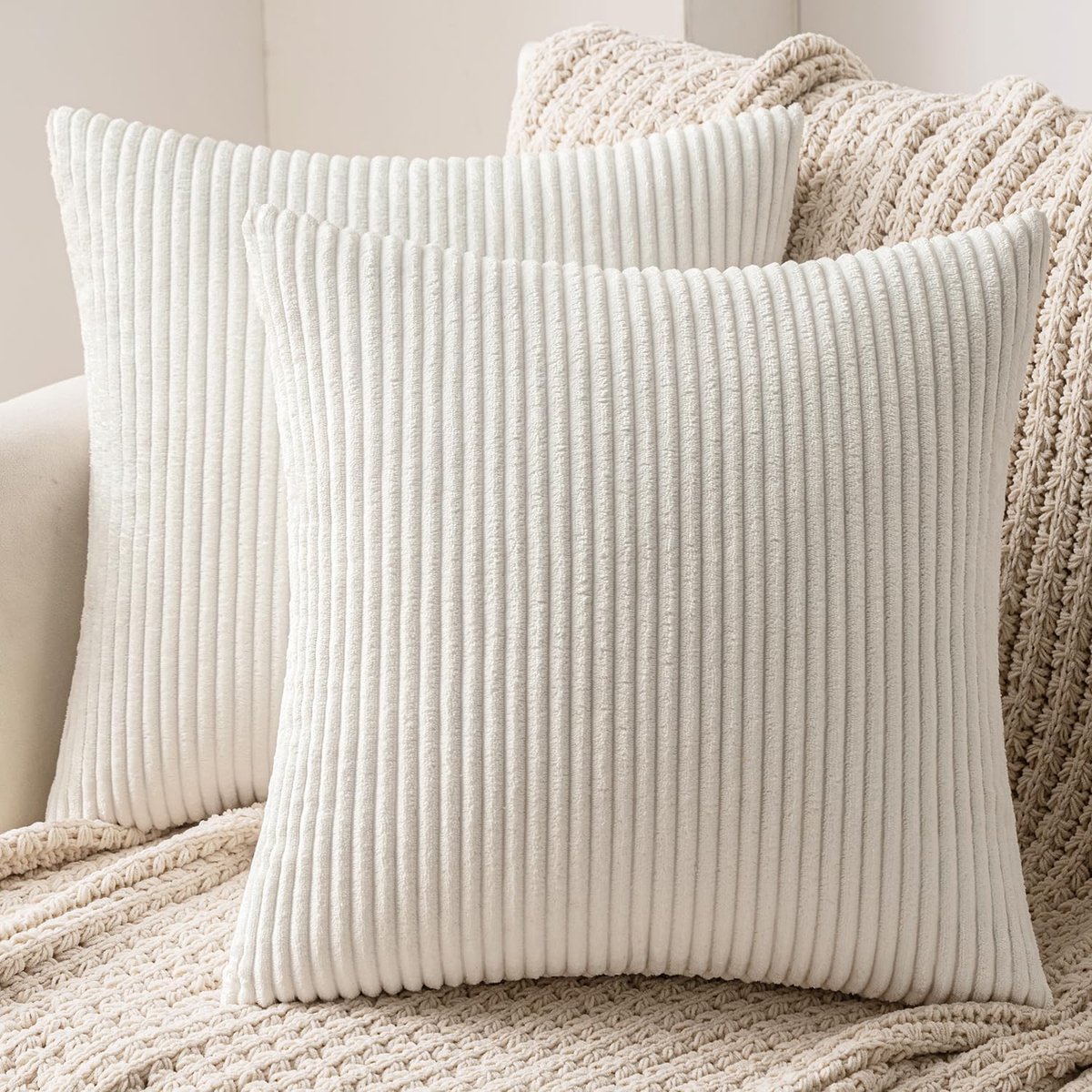 SnelShoppen - Set van 2 Gestreepte Corduroy Kerst Kussenhoezen 50x50 cm - Zachte Fluffy Kussens voor Bank, Stoel en Slaapkamer - Decoratieve Kussen Co