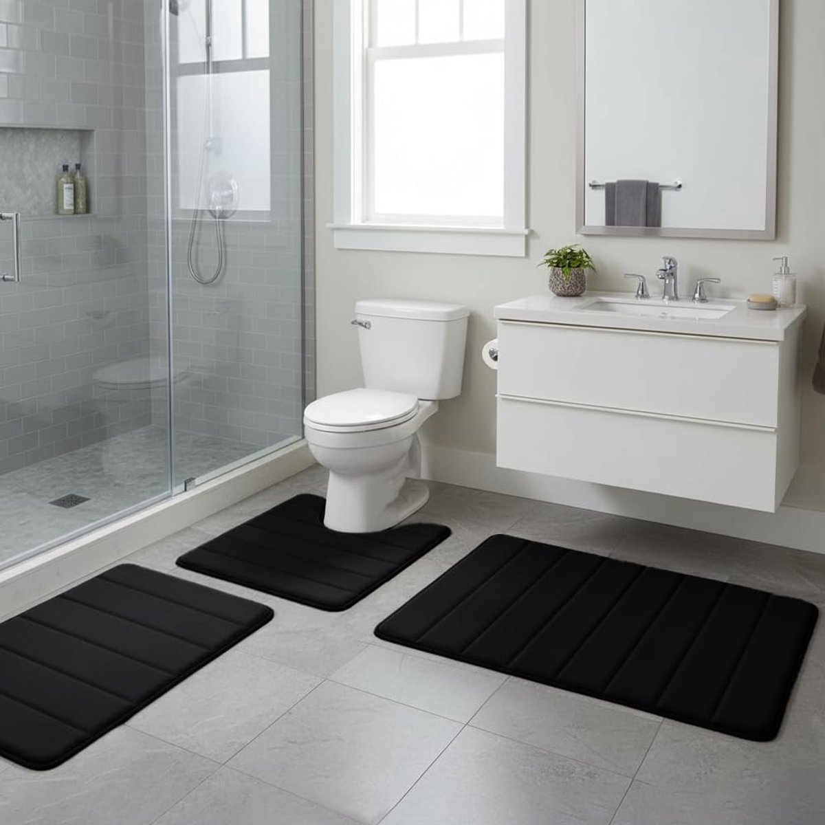 SnelShoppen - 3-delige Badmat Set - Super Absorberend en Antislip Badmatten - Machinewasbaar - Zwart - Inclusief Kleine Badmat 40x60cm, U-Vormige Toil