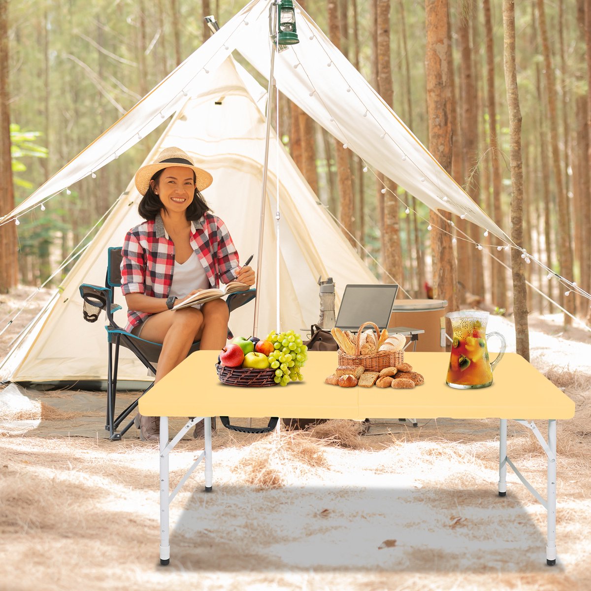 MIVRAY Picknicktafel - Opvouwbare Tuintafel Met Verstelbare Hoogte En Draaggreep - Voor Camping En Feest - Kunststof En Metaal - Geel