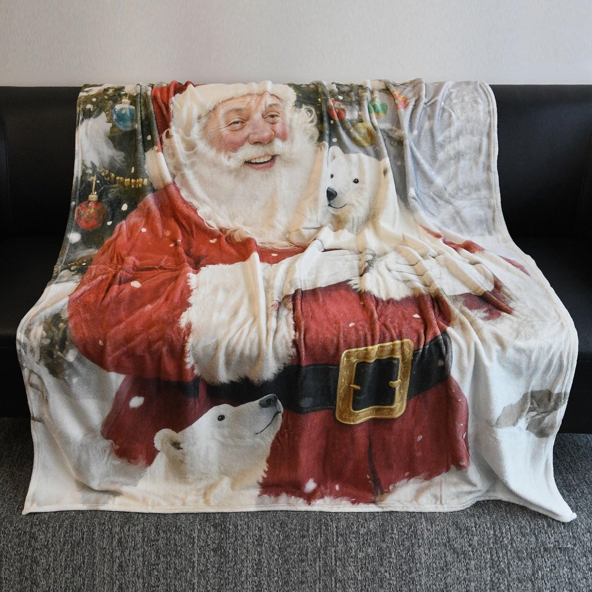 Omgoods - Kerst Santa Claus Flanellen Deken 150x130 cm met Poolbeer Design