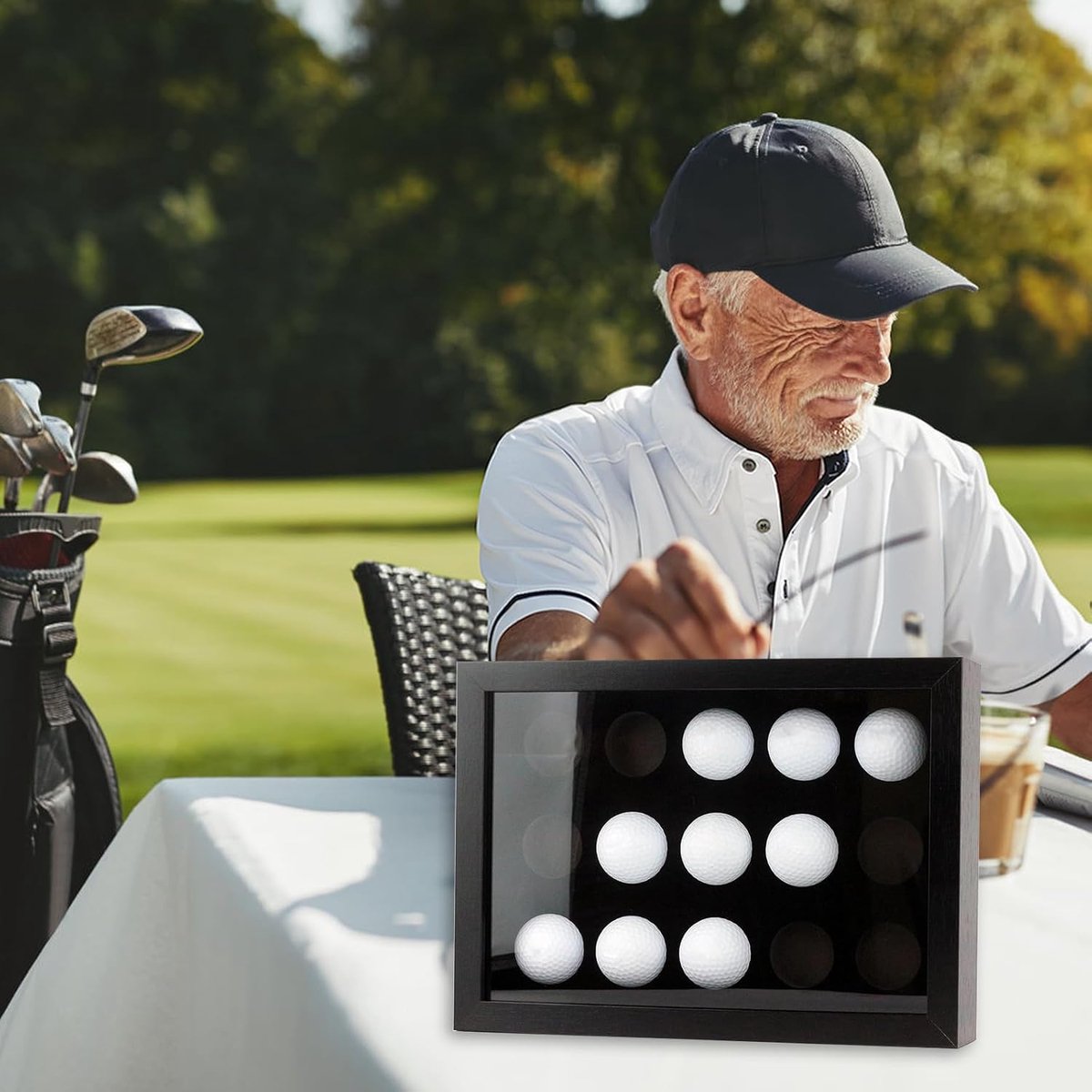 Golfbalvitrine met fluwelen schuim, wandmontage, golfbal, presentatiestandaard voor 15 ballen, schaduwbox voor Glofball verzamelaars, 31 x 22,5 x 6,5 cm