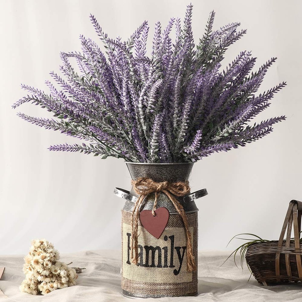 Omgoods - Kunstmatige Lavendel Bloemen met Vintage Metaal Vaas - Decoratie voor Thuis en Tuin