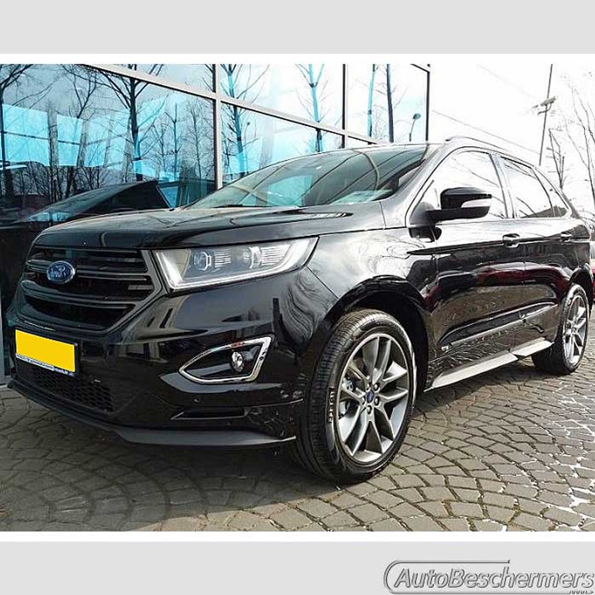 Stootlijsten set zwart voor Ford Edge 2014-. De stootstrips zijn zelfklevend. Set a 4 stuks (#0008)