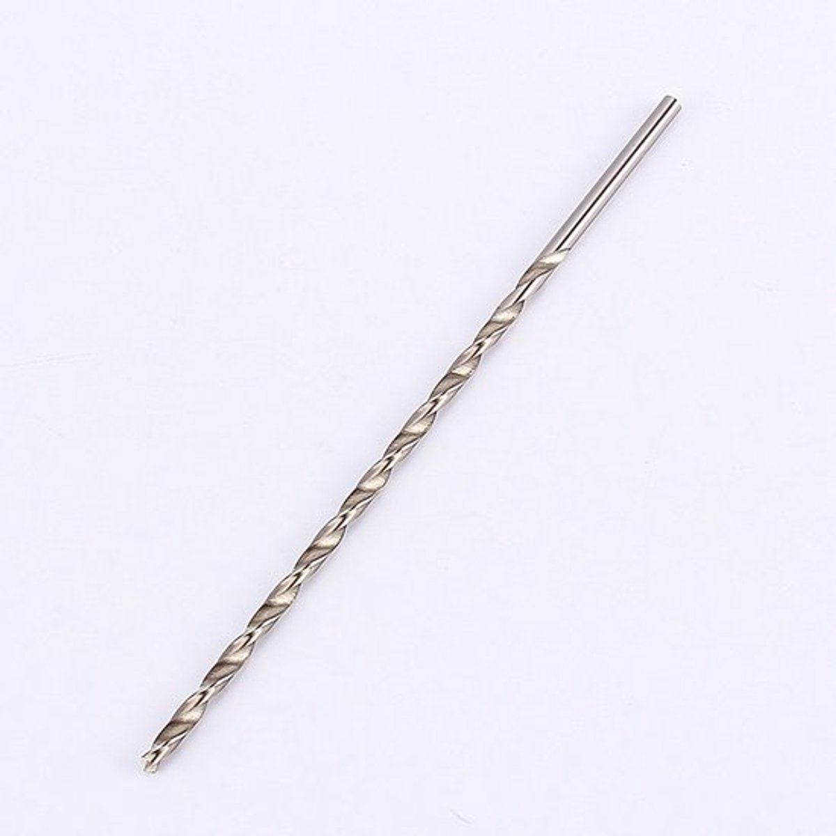 - Spiraalboor 5 mm - Boor - Voor Hardmetaal en Roestvrij Staal - 200 mm Lengte - Voor Hout en Kunststof - Professioneel Gereedschap