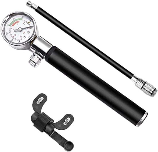 Zwarte, lichtgewicht fietspomp met zilveren drukmeter, flexibele slang en montagebeugel.