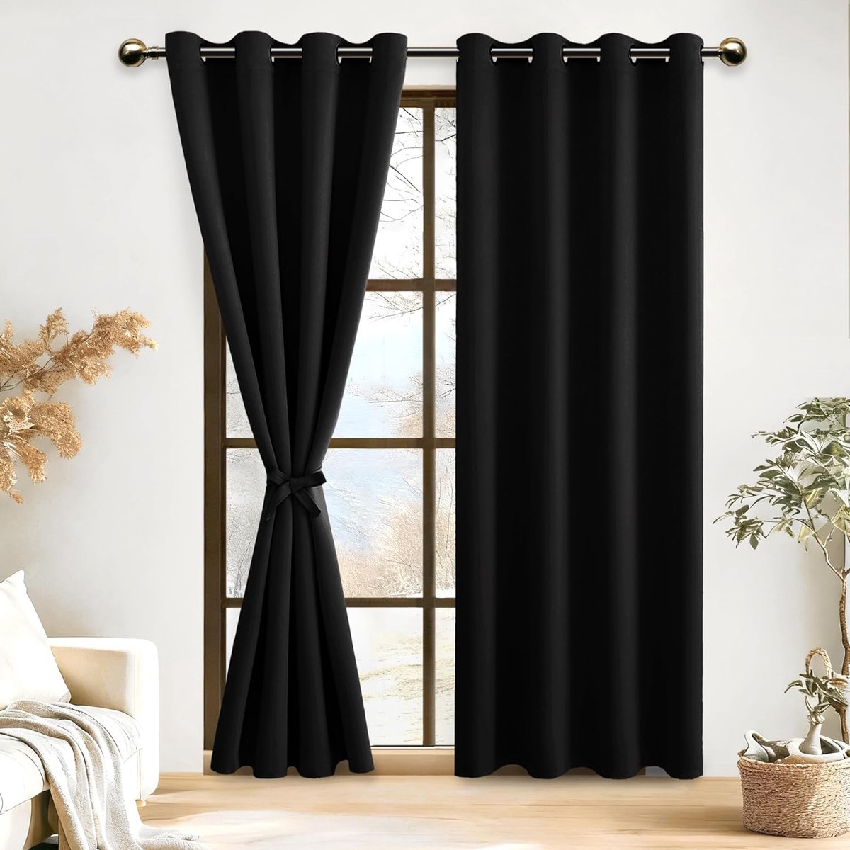 Set van 2 Warmtewerend Gordijnen Ringen voor Slaapkamer en Woonkamer, Verduisteringsgordijn met Oogjes voor Kinderen Kamer Kant en Klaar Luxe, 140x290 cm (B x H), Zwart