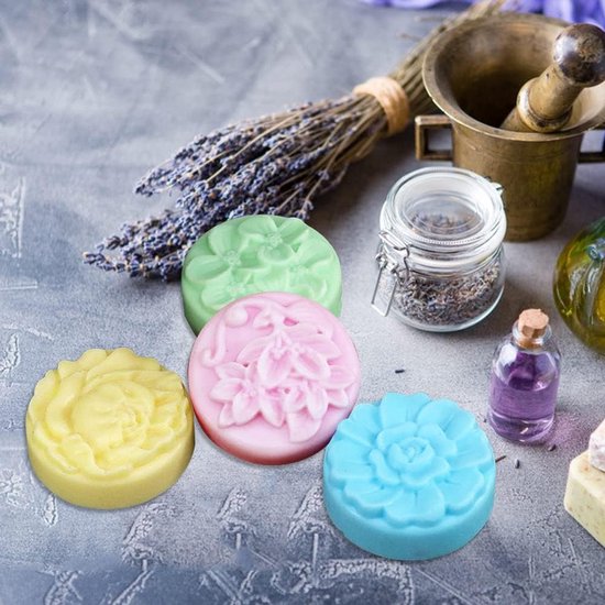 2 stuks siliconen zeepvormen, 4 holle ruimtes zon en maan en 4 holle bloemenvormen, voor het maken van zeep, doe-het-zelf lotionbar, cake, chocoladepudding — afbeelding 3